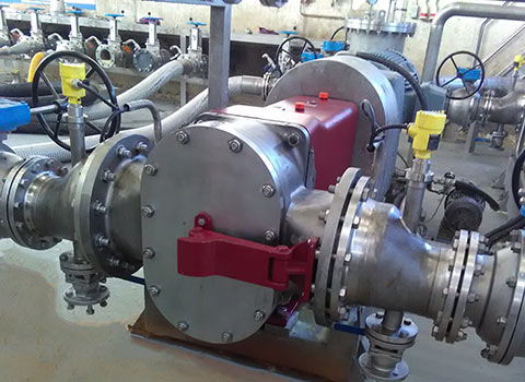 installation d'un système de pompe de transfert de fluide